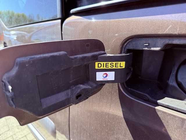 Peugeot partner tepee outdoor partner tepee outdoor 1.6 e-hdi outdoor stt 92, 2013 - afbeelding 13 van  31