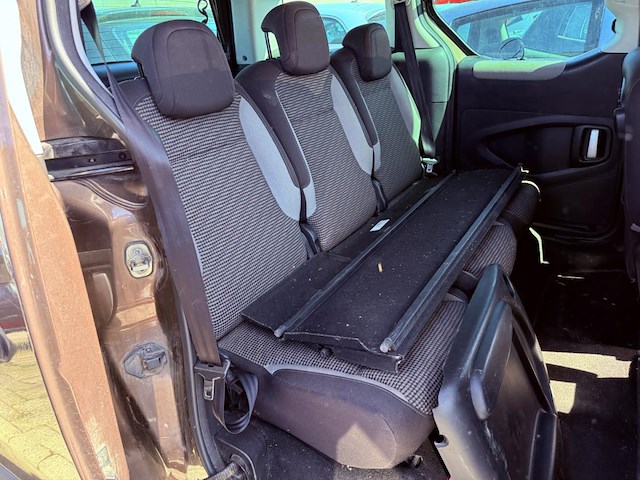 Peugeot partner tepee outdoor partner tepee outdoor 1.6 e-hdi outdoor stt 92, 2013 - afbeelding 15 van  31