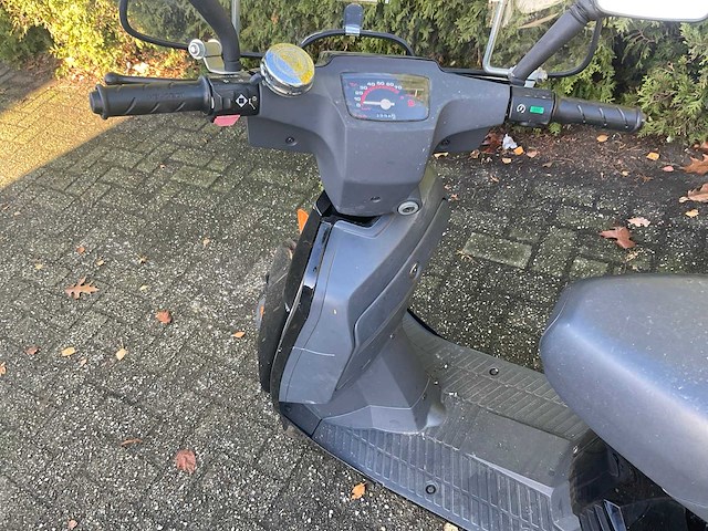 Peugeot rapido snorscooter - afbeelding 8 van  16