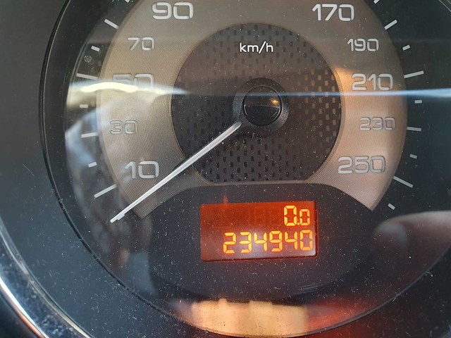 Peugeot rcz 1.6 thp, 95-nrh-8 - afbeelding 2 van  11