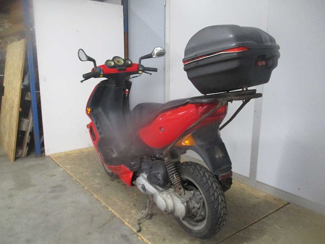Peugeot speedfight i liquid cooled - bromscooter - 2 takt oldtimer - scooter - afbeelding 2 van  11