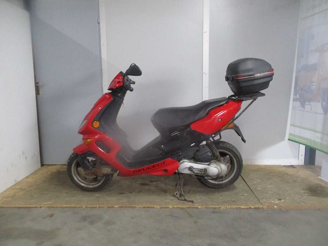 Peugeot speedfight i liquid cooled - bromscooter - 2 takt oldtimer - scooter - afbeelding 1 van  11