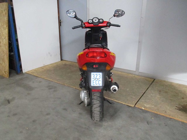 Peugeot speedfight lc - bromscooter - 2 takt - scooter - afbeelding 12 van  12