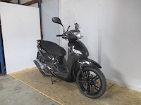Peugeot tweet 125 - motorscooter - 4 t - motorcycle - afbeelding 7 van  11