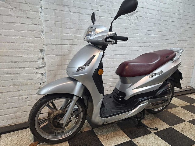 Peugeot tweet 25 km snorscooter 4takt - afbeelding 2 van  7