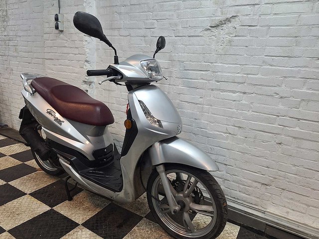 Peugeot tweet 25 km snorscooter 4takt - afbeelding 7 van  7