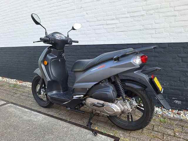 Peugeot tweet rs 45km 4t bromscooter - afbeelding 3 van  7