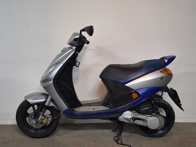 Peugeot vivacity 25 km snorscooter 2takt - afbeelding 1 van  7