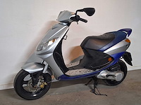 Peugeot vivacity 25 km snorscooter 2takt - afbeelding 2 van  7
