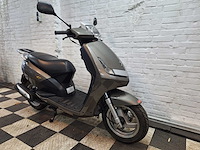 Peugeot vivacity 25 km snorscooter 4takt - afbeelding 4 van  7