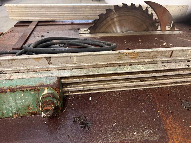 Peulen zaagbank - afbeelding 5 van  7