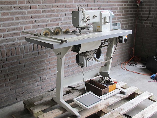 Pfaff - 1245 - industriële naaimachine - afbeelding 11 van  17