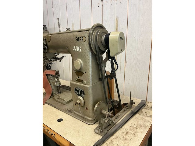 Pfaff - 416 - industriële naaimachine op werktafel - afbeelding 5 van  11