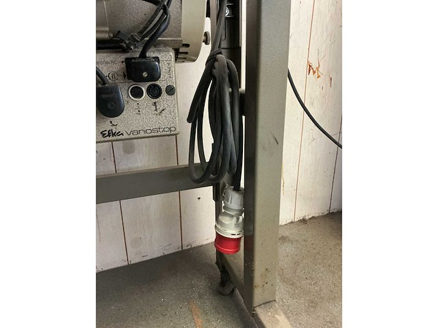 Pfaff - 416 - industriële naaimachine op werktafel - afbeelding 10 van  11