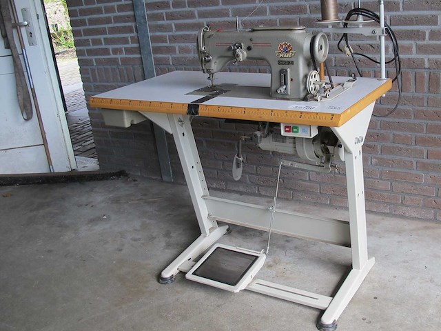 Pfaff - coffez 64628 - industriële naaimachine - afbeelding 11 van  17