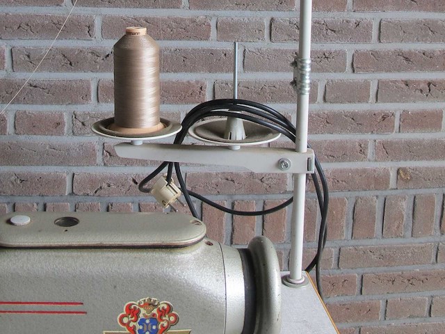 Pfaff - coffez 64628 - industriële naaimachine - afbeelding 17 van  17