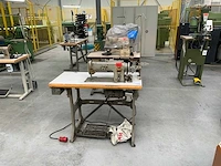 Pfaff 130 sierstikmachine - afbeelding 2 van  4