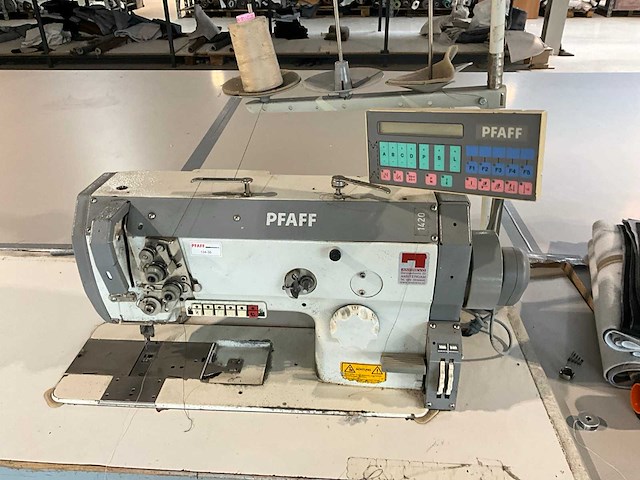 Pfaff 901-1425 naaimachine - afbeelding 2 van  6