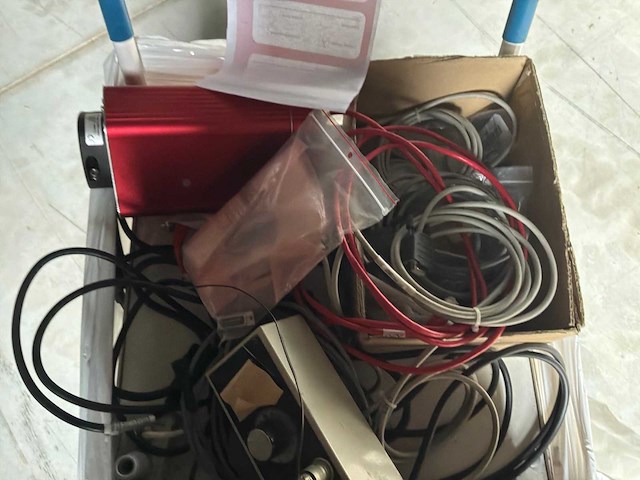 Pfeiffer chemische analyzer - afbeelding 4 van  4