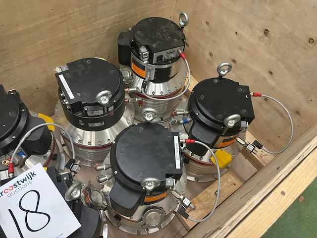Pfeiffer hipace 2300u moleculaire vacuümpomp (5x) - afbeelding 7 van  7