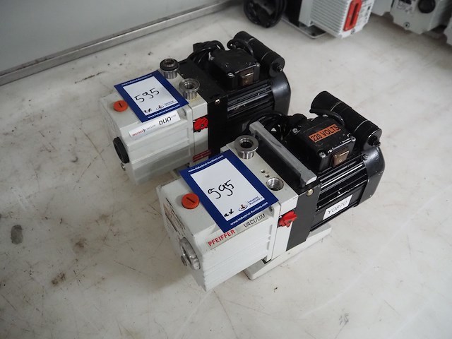 Pfeiffer vacuum - afbeelding 1 van  6
