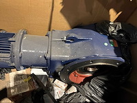 Pgr elektromotor - afbeelding 2 van  3
