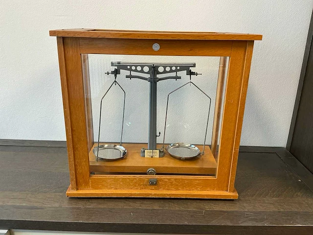 Philip harris ltd precisieweegschaal - afbeelding 1 van  4