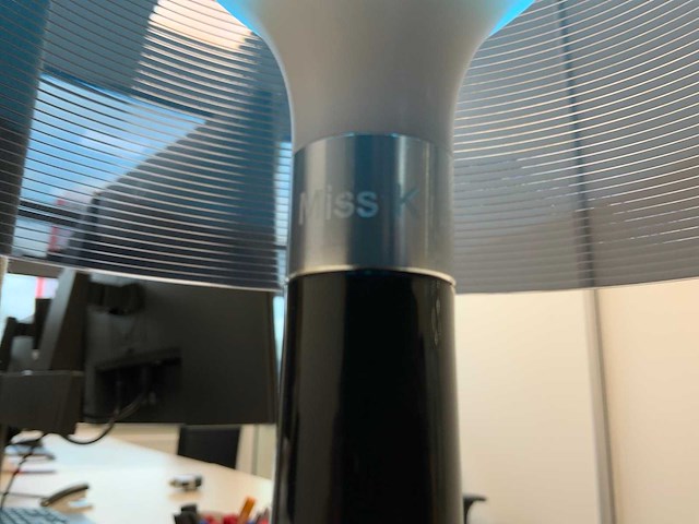 Philippe starck miss k design tafellamp - afbeelding 2 van  4