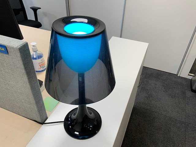 Philippe starck miss k design tafellamp - afbeelding 4 van  4