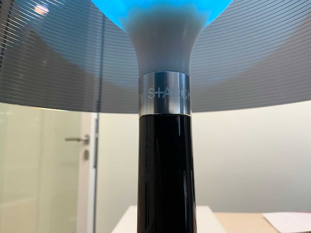 Philippe starck miss k design tafellamp - afbeelding 4 van  5
