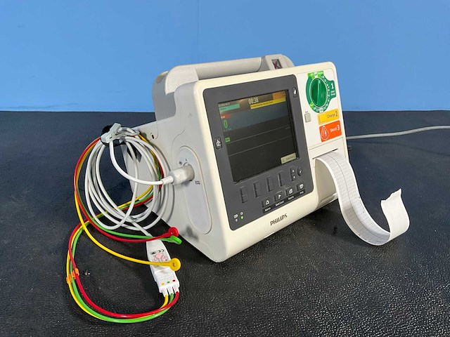 Philips - 2011 - heartstart xl+ - defibrillator - afbeelding 3 van  8