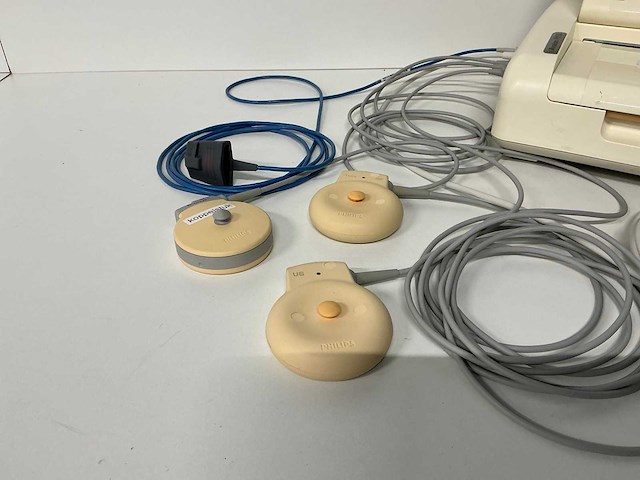 Philips - avalon fm30 - foetale monitor - afbeelding 3 van  4