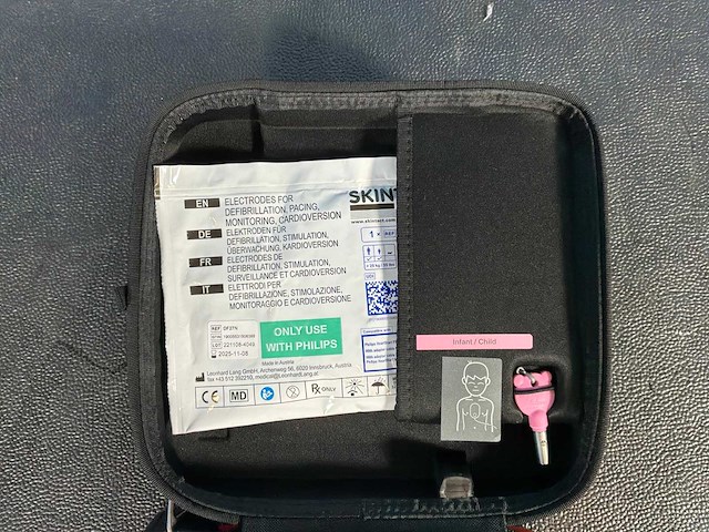 Philips - heartstart fr3 - defibrillator - afbeelding 2 van  3