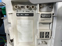 Philips - heartstart mrx - defibrillator - afbeelding 2 van  8