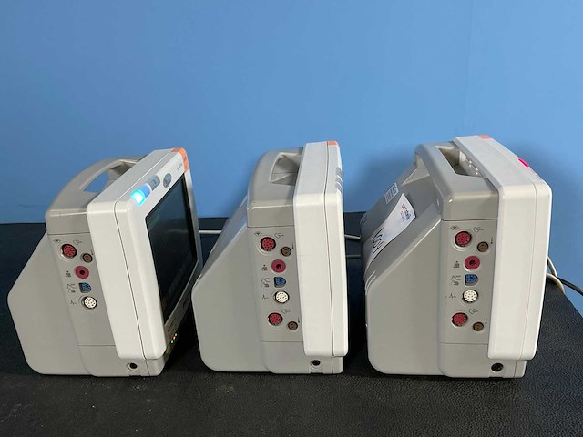 Philips - intellivue mp5 patient monitor - 2009 (3x) - afbeelding 3 van  7