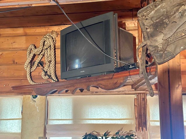 Philips - matchline - televisie - afbeelding 1 van  3