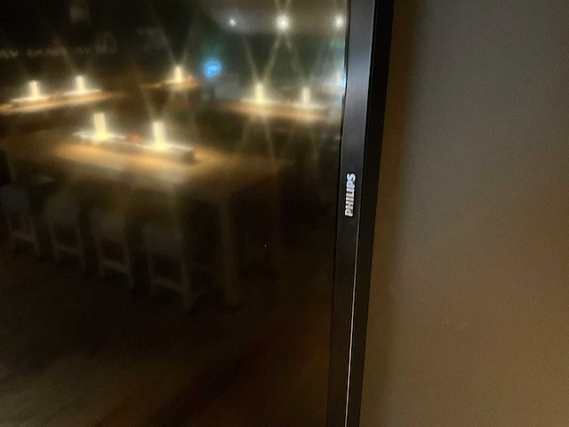 Philips - monitor met wandbeugel - afbeelding 3 van  5