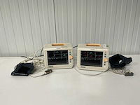 Philips - suresign vs3 - patientmonitor (2x) - afbeelding 1 van  3