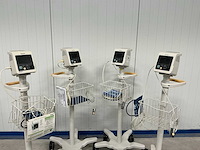 Philips - suresigns vs2 - bloeddrukmeter - afbeelding 1 van  5