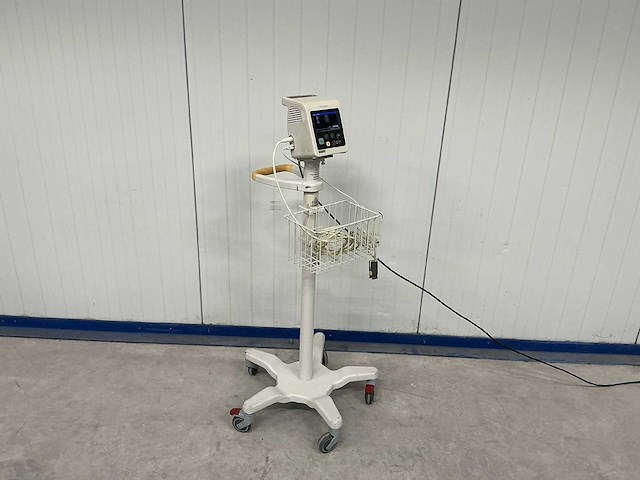 Philips - suresigns vsi - bloeddrukmeter - afbeelding 2 van  5