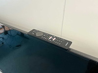 Philips - televisie met wandbeugel - afbeelding 1 van  3