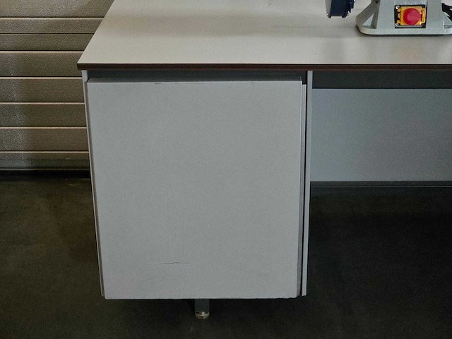 Philips - werkbank met slijpsteenmachine - afbeelding 10 van  13