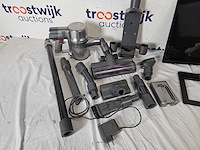 Philips 27e1n1900ae - 4k ips monitor - usb-c 65w - verstelbaar - 27 inch + dreame t31 - afbeelding 2 van  3