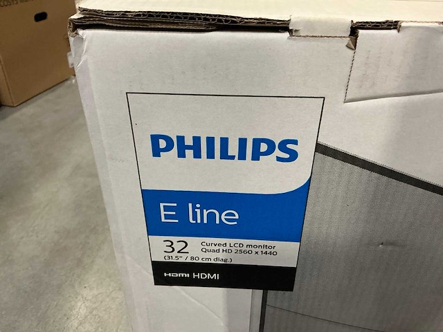 Philips 325e1c/00 curved lcd monitor 31,5’’ - afbeelding 2 van  3