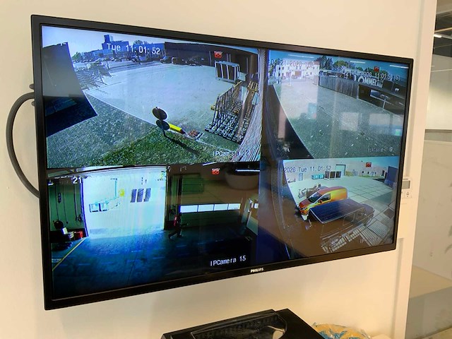 Philips 32bdl4050d monitor met afstandbediening en muurbeugel - afbeelding 2 van  5