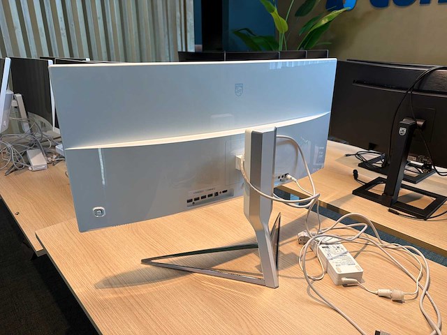 Philips 349x7f curved monitor - afbeelding 4 van  5
