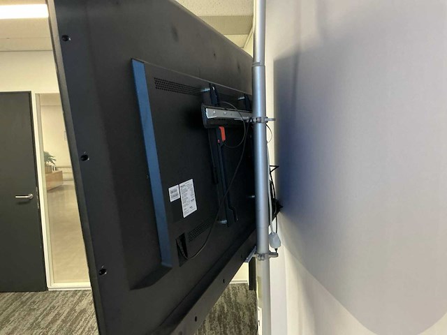 Philips 65pus6121 65” televisie - afbeelding 2 van  4