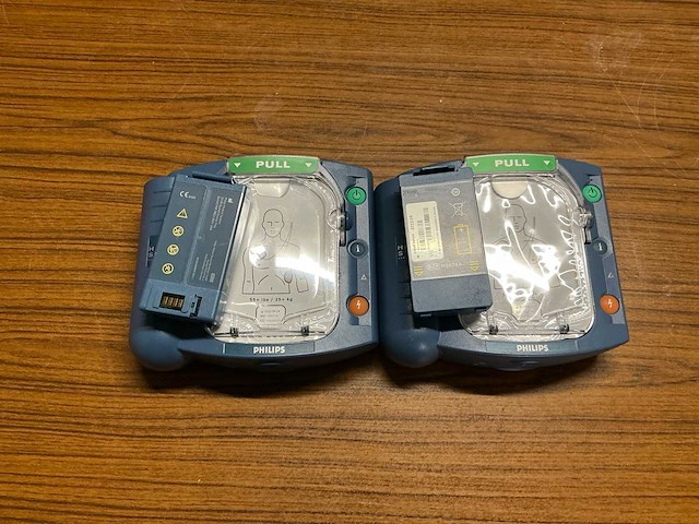 Philips aed - afbeelding 1 van  3