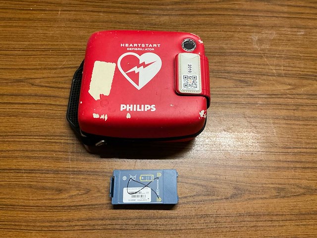 Philips aed - afbeelding 1 van  3