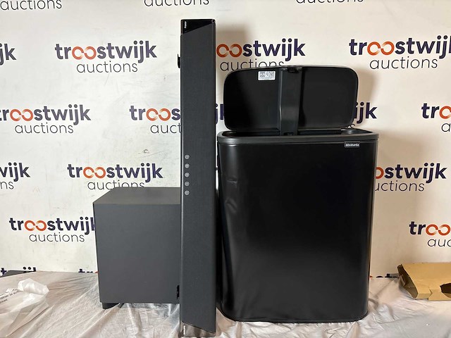 Philips b97 fidelio - soundbar 7.1.2 met draadloze subwoofer - zwart + brabantia bo touch bin prullenbak - afbeelding 1 van  1